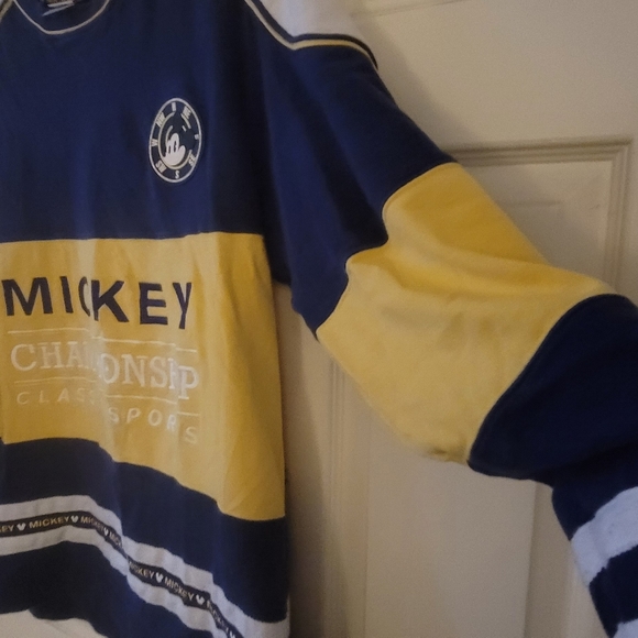 Disney sweatshirt, Size L - Picture 9 of 10